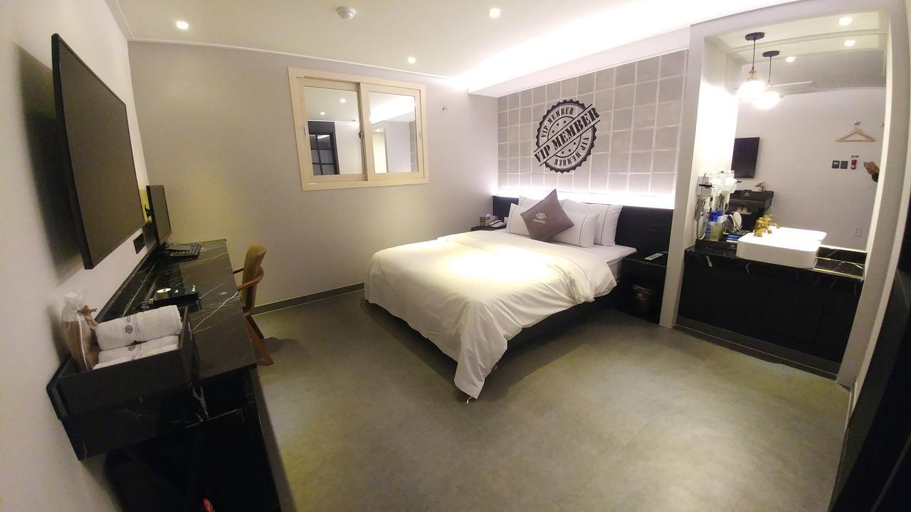 Vovo Hotel Szoszan Kültér fotó