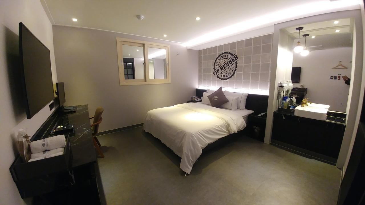 Vovo Hotel Szoszan Kültér fotó